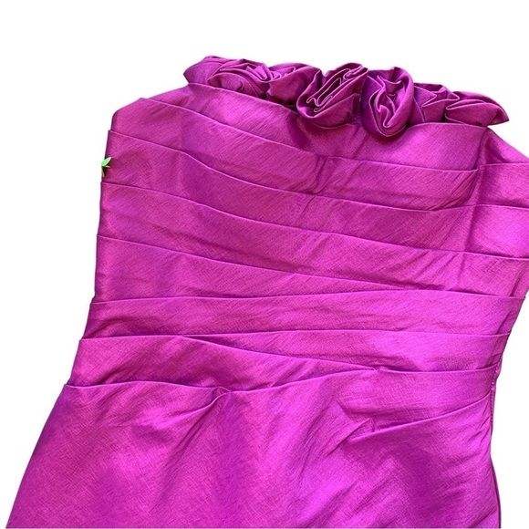 Davids Bridal Pleated Strapless Bridesmaids Dress Fuchsia Magenta Purple Size 8 - Picture 3 of 6